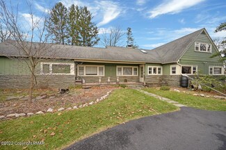 146 Lee Ave, Stroudsburg, PA 18360