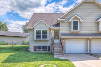 2329 Twin Oaks Dr, Harrisonville, MO 64701