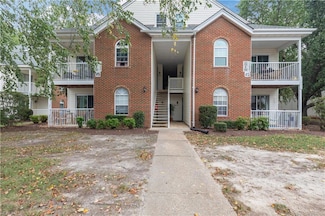 1379 Ivywood Rd, Virginia Beach, VA 23453