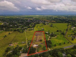 2545 County Road 179, Alvin, TX 77511