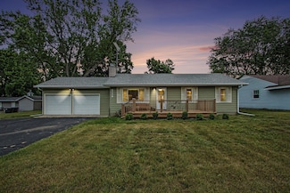 6779 1st Dr, Coloma, MI 49038