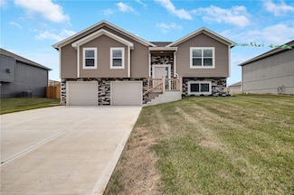 603 Summer Dawn Ct, Belton, MO 64012