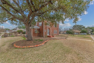 700 E 32nd St, Bryan, TX 77803