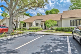 7940 NW 10th St, Plantation, FL 33322