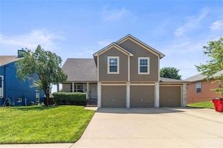1103 NW Hickory Ct, Grain Valley, MO 64029