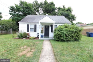 3223 Blundell Rd, Falls Church, VA 22042