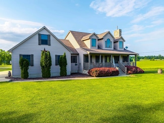 6360 Ray Rd, Swartz Creek, MI 48473