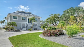 7418 Westmoreland Dr, Sarasota, FL 34243