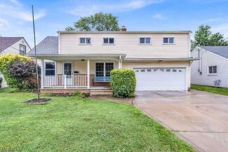 30100 Phillips Ave, Wickliffe, OH 44092