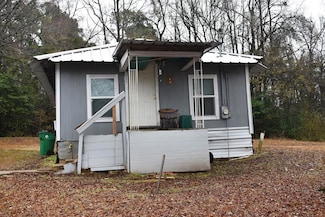 527 N Variah St, Palestine, TX 75803