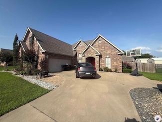 6 Irongate Dr, Texarkana, TX 75503