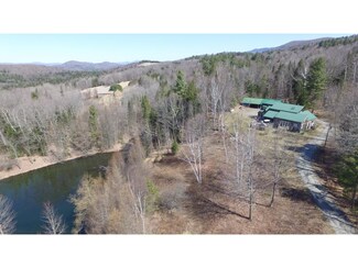 385 Dillon Dr, Lyndonville, VT 05851