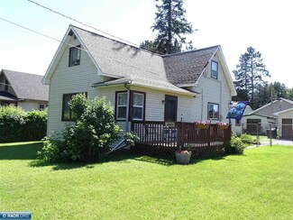 5493 Bluebell Ave, Virginia, MN 55792