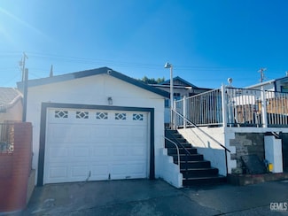 407 E St, Taft, CA 93268