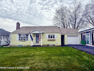 721 W Lackawanna Ave, Dickson City, PA 18519