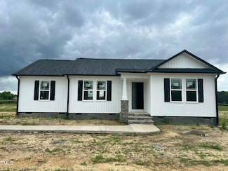 73 Grace Pond Ave, Benson, NC 27504