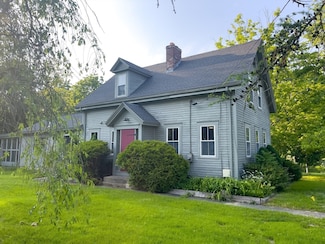 6 Nemasket St, Middleboro, MA 02346