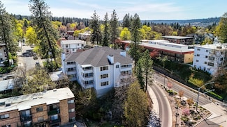 912 W Lincoln Place Unit 301, Spokane, WA 99204
