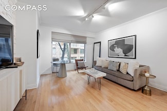 200 E 69th St Unit 2S, New York, NY 10021