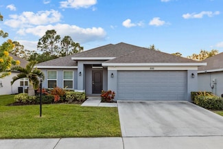 886 NE Whistling Duck Way, Port St. Lucie, FL 34983