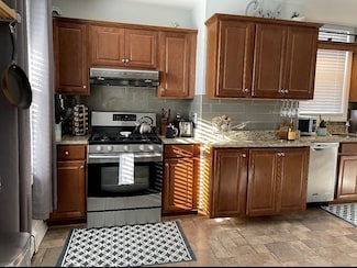 74 Nightingale St Unit 3, Dorchester Center, MA 02124
