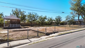 2409 Hudson St, Carlsbad, NM 88220