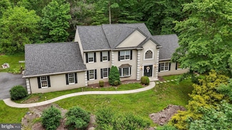 141 Foxgayte Ln, Pottstown, PA 19465