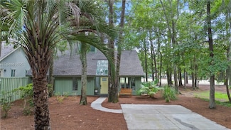 55 Wax Myrtle Ct, Hilton Head Island, SC 29926