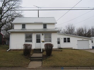 1110 17th St, Monroe, WI 53566