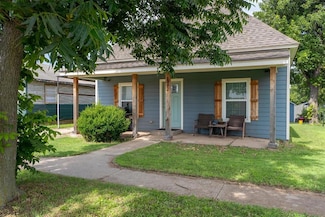111 N Admire Ave, El Reno, OK 73036