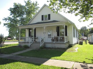 790 Louis St, Beckemeyer, IL 62219