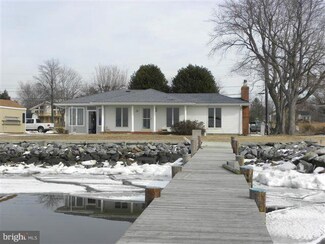 720 Bay Dr, Stevensville, MD 21666