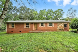 3395 Danial St, Conover, NC 28613