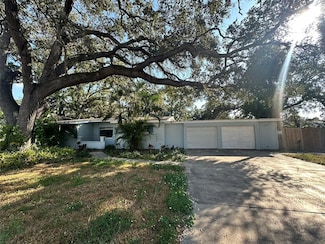 4634 W Sunset Blvd, Tampa, FL 33629