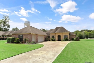 1644 Pecan Crossing Ave, Zachary, LA 70791
