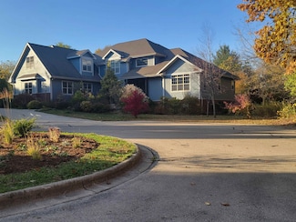 4582 Bishops Ct, Middleton, WI 53562