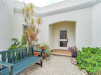 8409 Red Bay Ct, Vero Beach, FL 32963