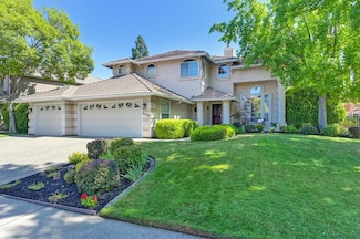 5320 Flyway Dr, Fair Oaks, CA 95628