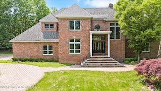 441 Hidden Lake Dr, East Stroudsburg, PA 18302