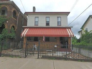 216 2nd St, Braddock, PA 15104