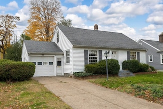 1115 Ardmore Ave, Erie, PA 16505