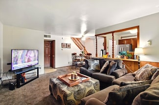 8657 N 73rd St, Milwaukee, WI 53223