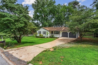 3833 Paddington Trail, Rex, GA 30273