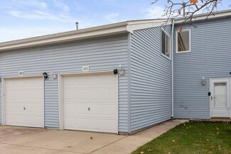 1893 Hickory Ln, Glendale Heights, IL 60139