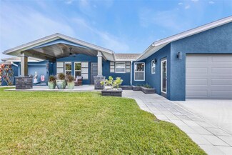 155 Francis Dr NE, Port Charlotte, FL 33952