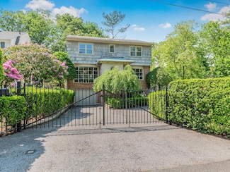 1 Kingston Ave, Yonkers, NY 10701