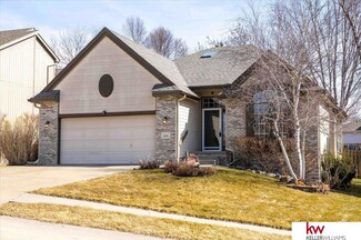 4211 N 162nd Ave, Omaha, NE 68116