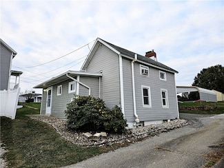 10 Eggers Ave, Belle Vernon, PA 15012