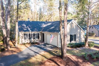 4723 SW 85th Dr, Gainesville, FL 32608
