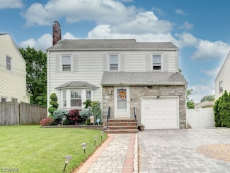 126 Bender Ave, Roselle Park, NJ 07204
